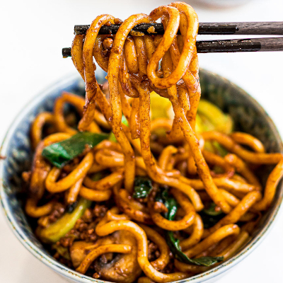 /udon-noodles.jpg